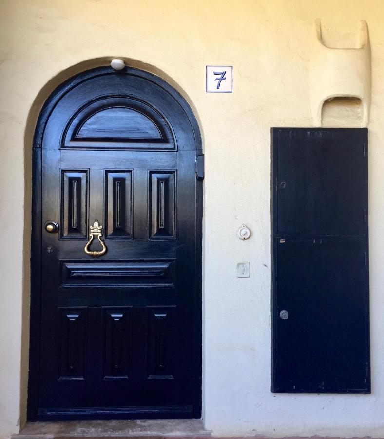 קארבואירו Peaceful & Spacious Apt With Parking & Queen Bed מראה חיצוני תמונה